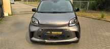 Smart Fourfour elétrico salvado