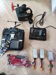 Zestaw Dron FPV (aparatura, baterie, dron)