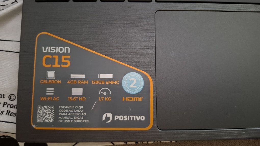 Notebook Positivo Vision C15 – 15,6", 4 GB RAM, 128 GB