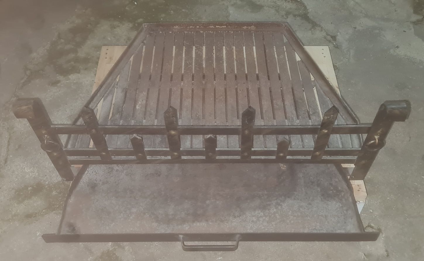 Base de lareira com gaveta