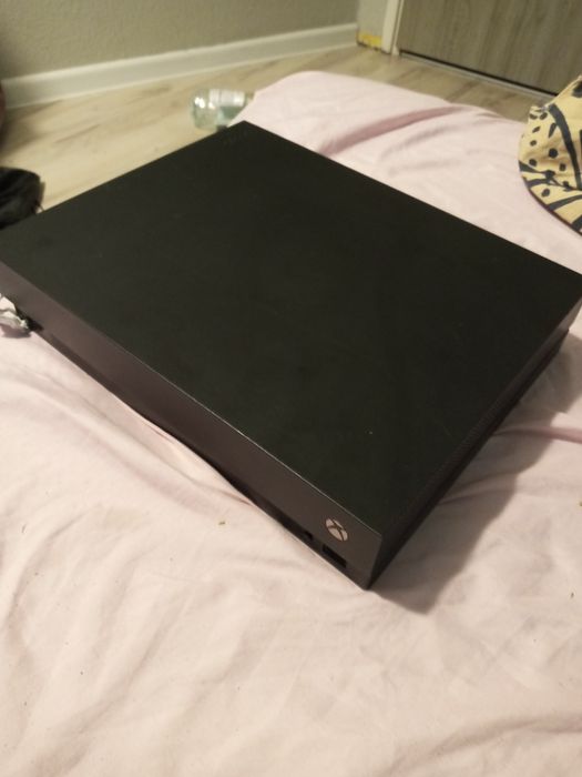 Xbox x 1tb ssd sprawny