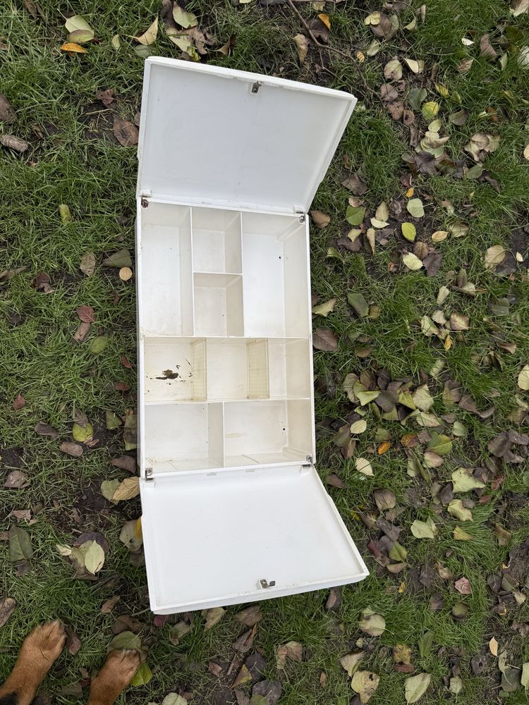 Szafka wisząca łazienkowa PRL vintage biała solidny plastik