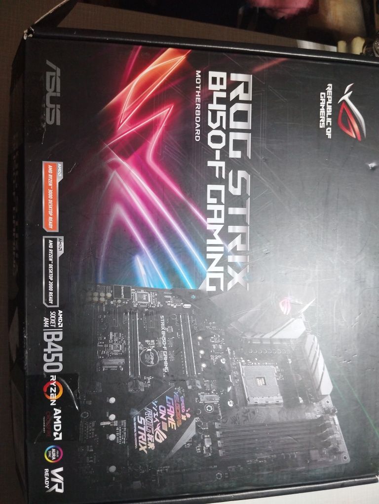 Материнська плата Asus ROG strix B450-F gaming