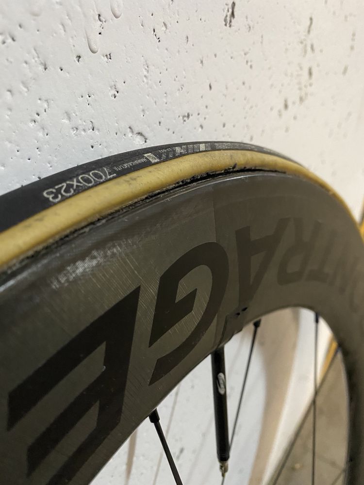 Koła karbonowe Bontrager Aeolus 7