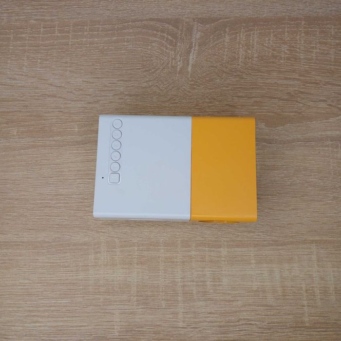 Продам проектор для домашнього кінотеатру