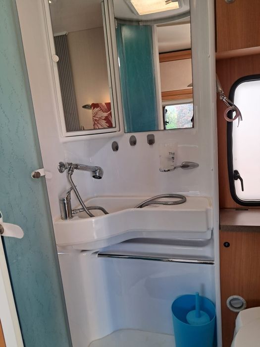 Autocaravana cama central ar condicionado