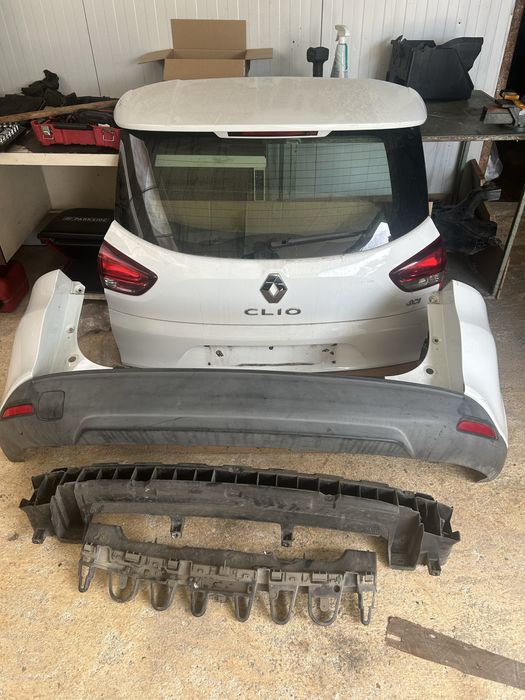 Traseira renault clio 4 carrinha
