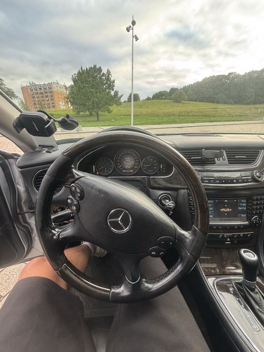 Mercedes Benz CLS