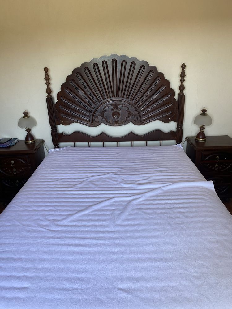 Conjunto de mobiliario de quarto