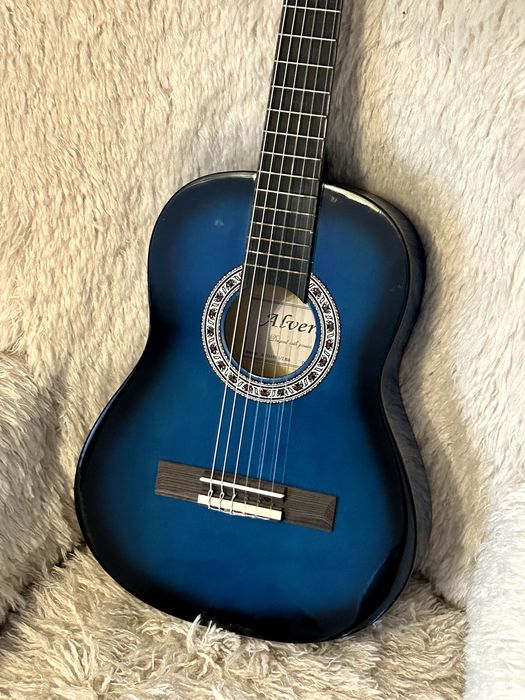 Gitara klasyczna Alvera 3/4 niebieska – GOTOWA DO GRY, Nowe struny