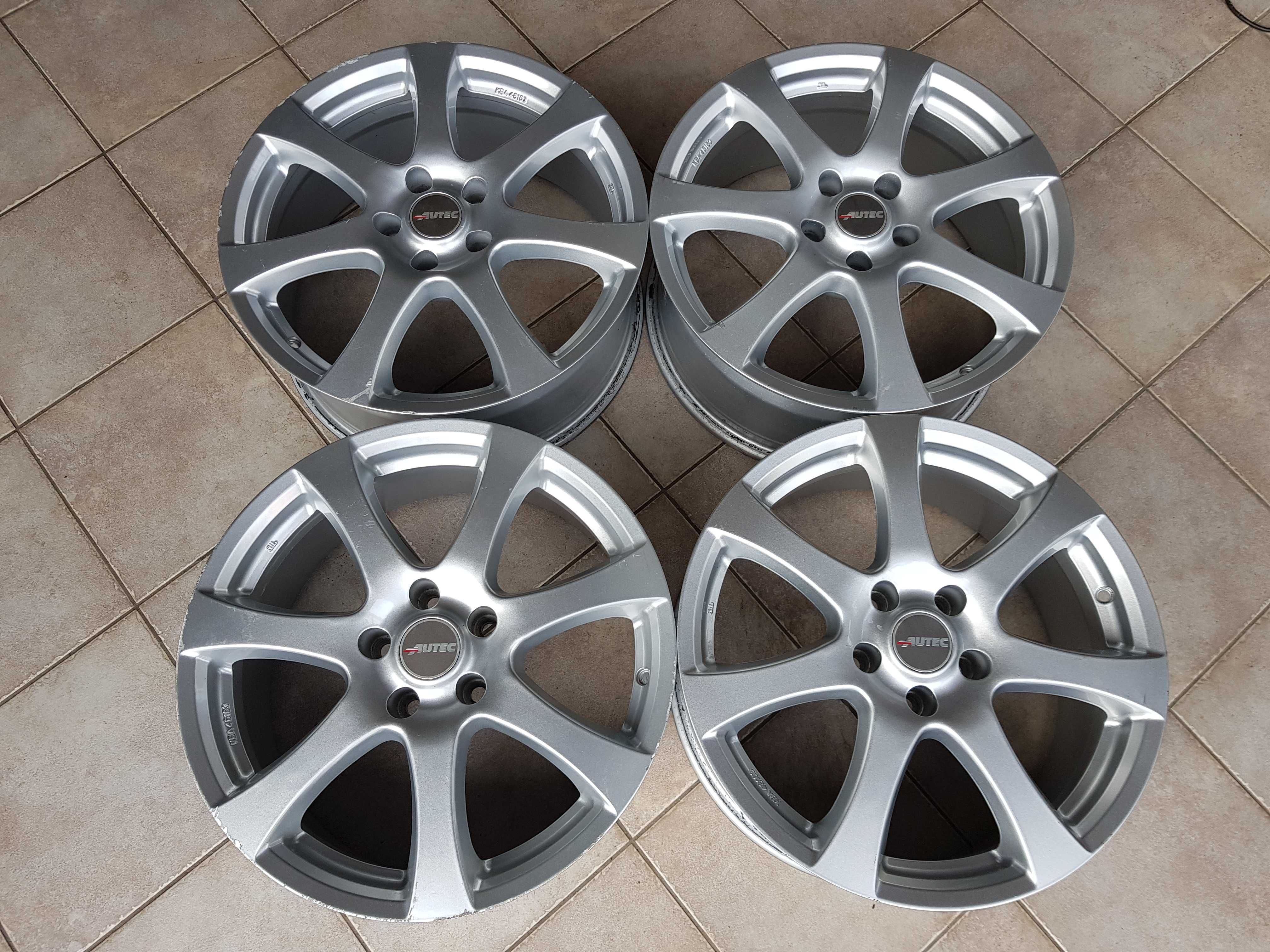 Felgi aluminiowe AUTEC 8x18 et40 5x114,3 Nissan KIA Hyundai