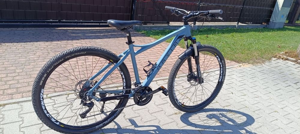 Sprzedam  rowerek MAXIM rozmiar L 19"
