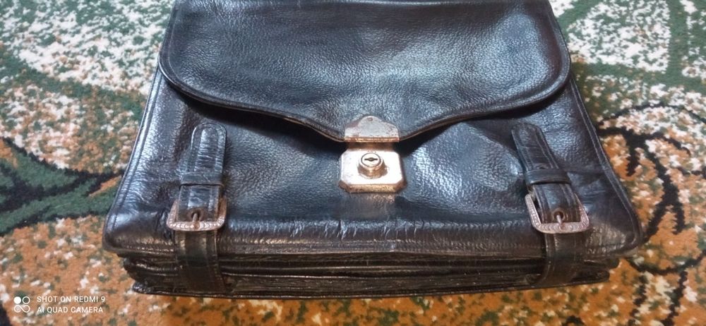 Przedwojenna teczka skóra