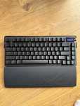 ASUS ROG Azoth Extreme – bezprzewodowa klawiatura gamingowa