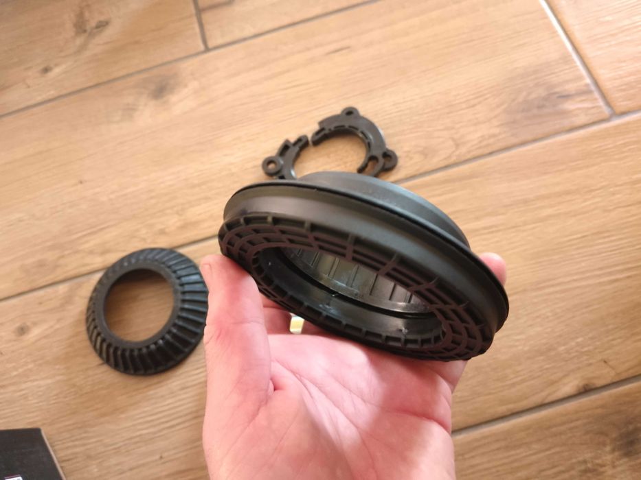 Ремкомплект опорної подушки стойки подшипник Opel Astra H Zafira B