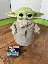 Figurka STAR WARS Baby Yoda Mandalorian interaktywny