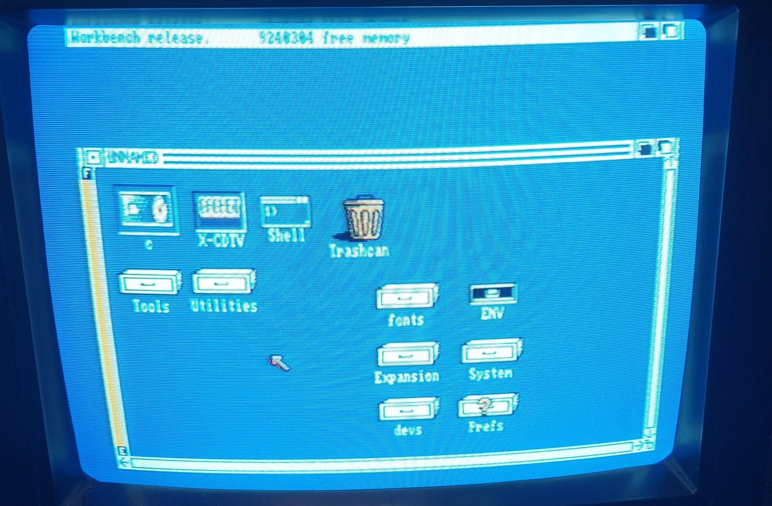 Amiga CDTV z monitorem 1084S