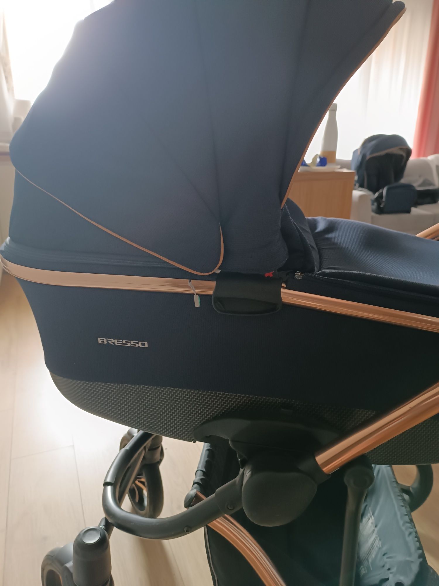 Wózek Bebetto Bresso premium 2 w 1, gondola plus spacerówka