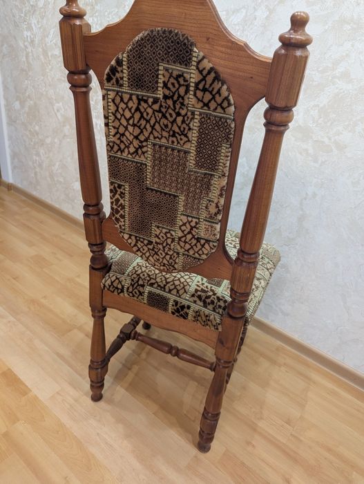 Комплект обідніх стільців 6 шт ,дерево