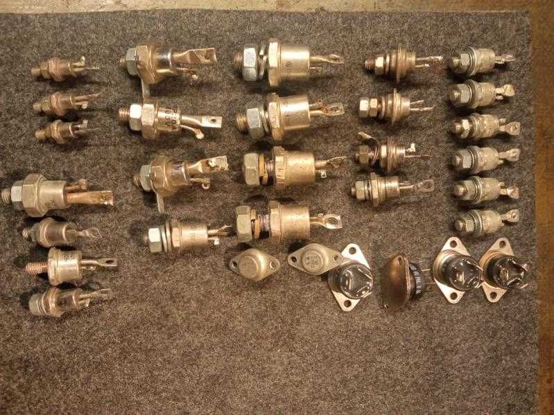 Tranzystory 2N3055, AC180-181, AC121 i wiele innych