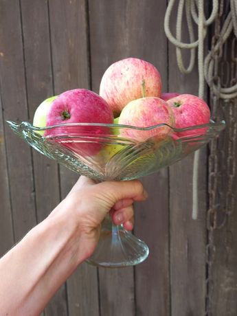 Скляна ваза на ніжці, піднос для фруктів, поднос СССР, фруктовница