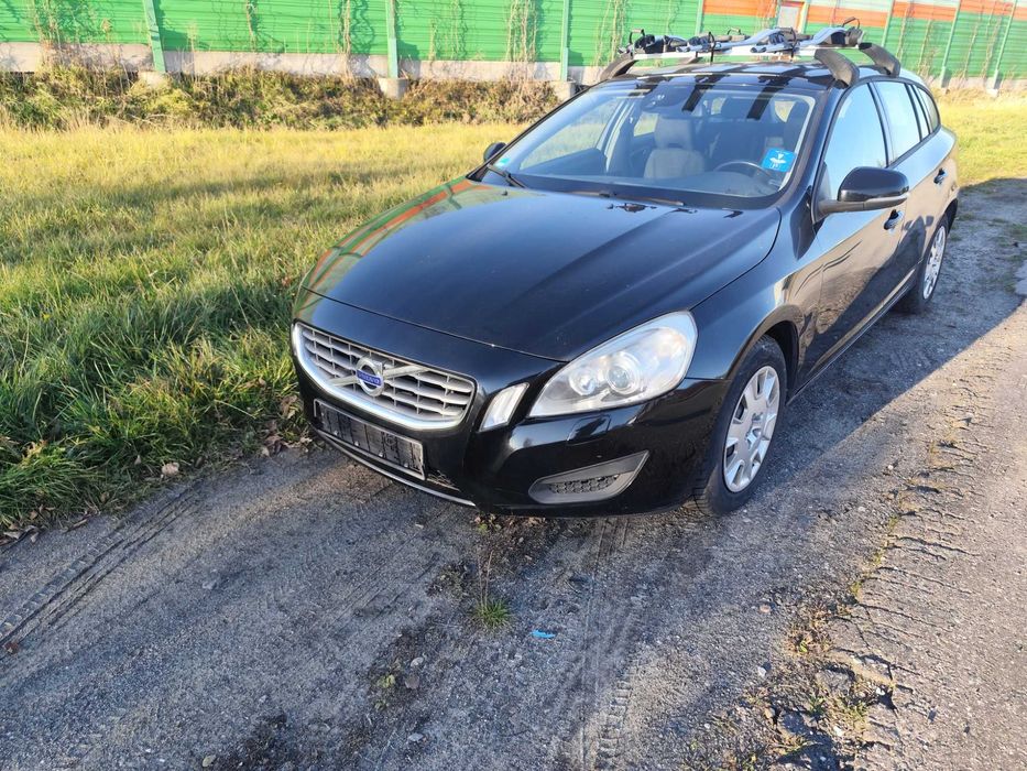 Volvo V60 2011r 1.6 Benzyna T3 manualna