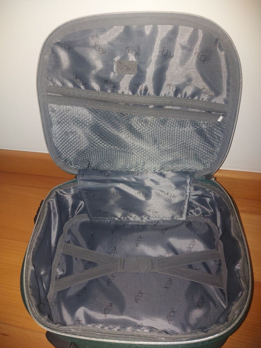 Mala de mão em viagem