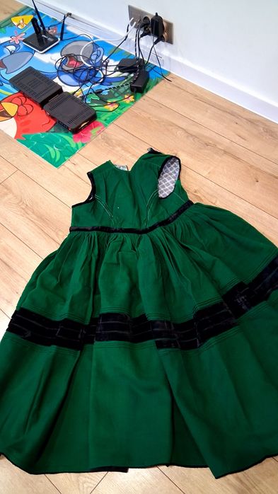 Sukienka ludowa bardzo ładna z prl