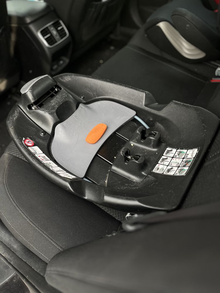 Fotelik Cybex Cloud Q + baza