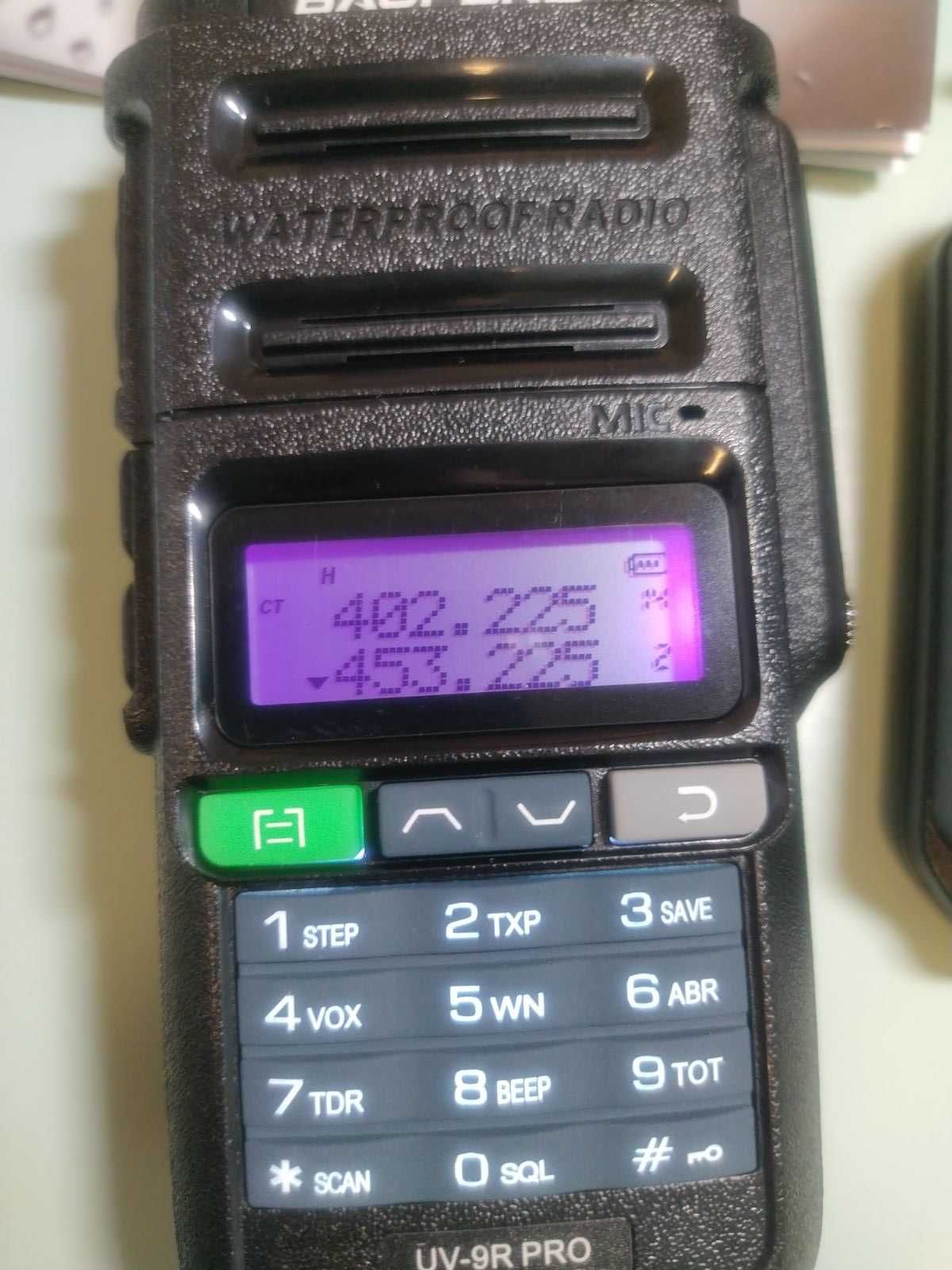 NOWY Radiotelefon BAOFENG UV-9R PRO V1 IP68 Skaner Służb Zaprog