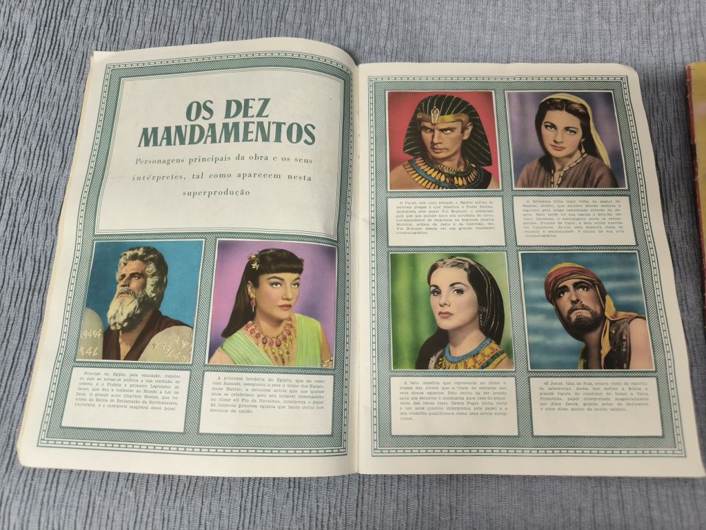 Cadernetas anos 50/60 10 mandamentos e pinoquio