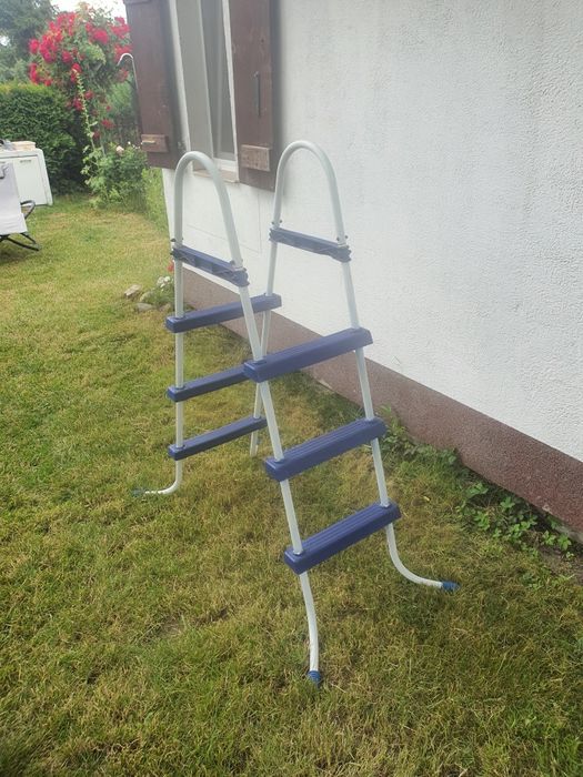 Drabinka Basenowa trzystopniowa