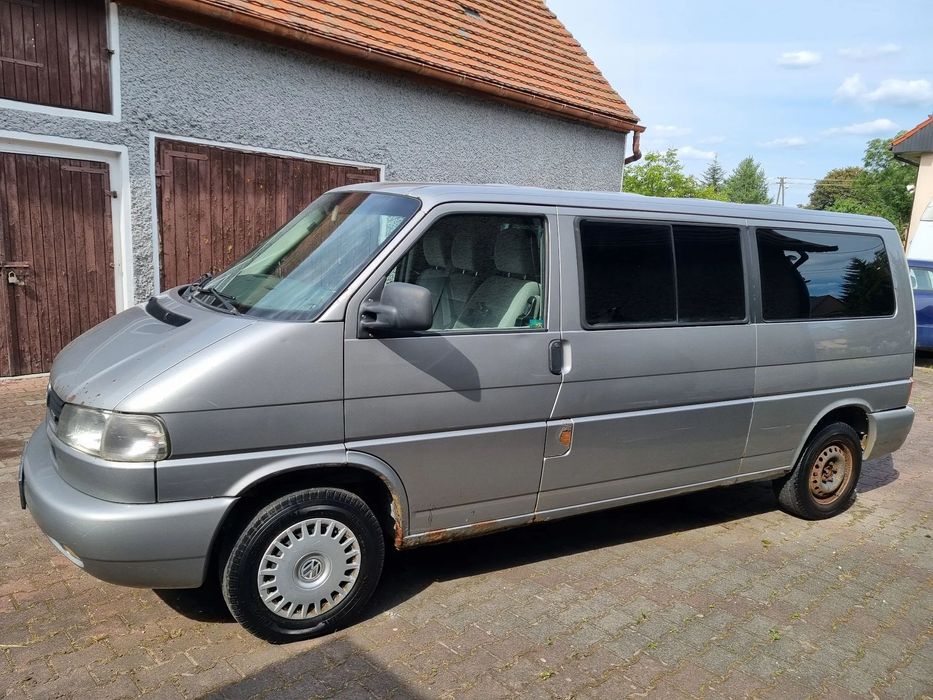 Volkswagen Caravelle TDI, LONG (wydłużony), 9 osób, klimatyzacja, webasto, nowy akumulator
