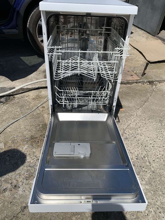 Хороша посудомийка