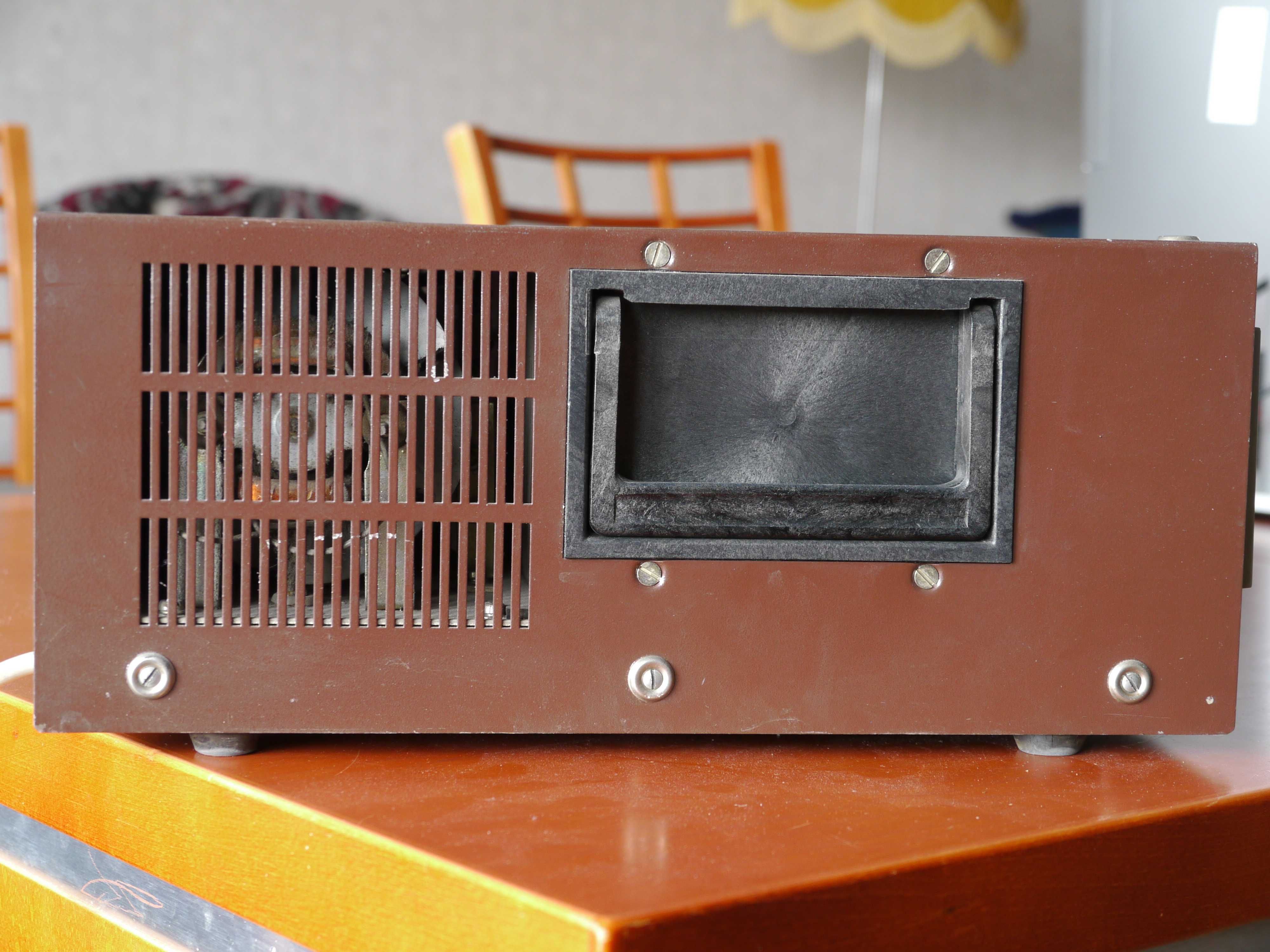 Stary zasilacz laboratoryjny Unitra Cemi 537-S
