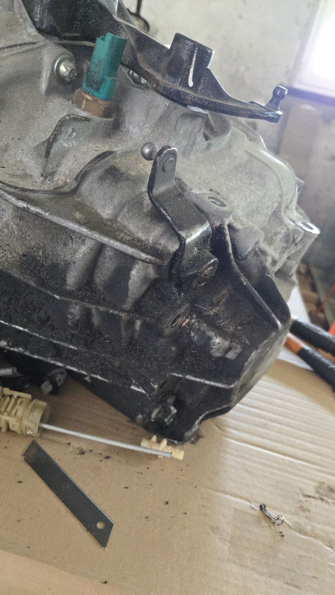 Skrzynia manual renault PK4028 szumi mechanizm różnicowy PK4028 R9N