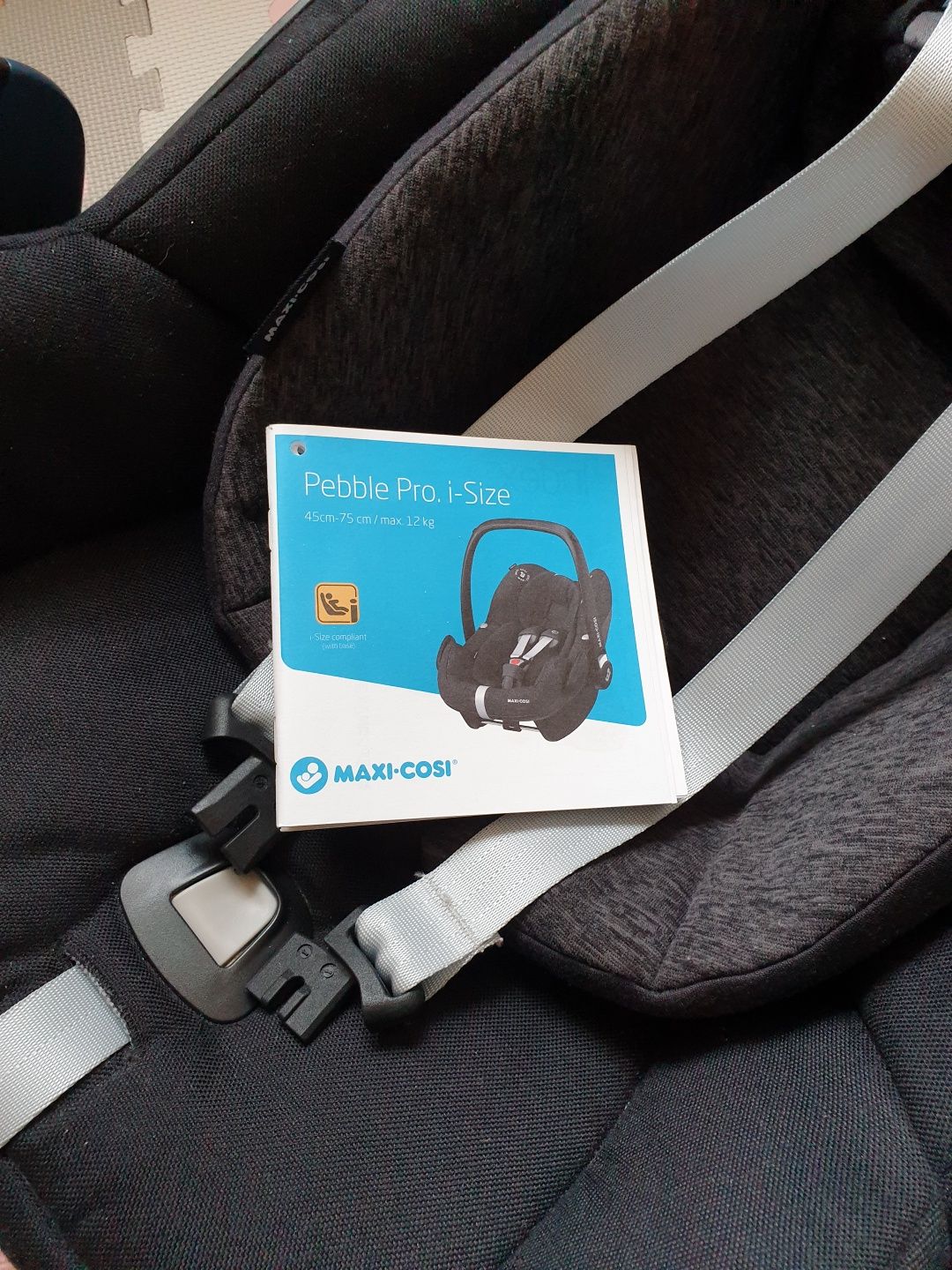 Fotelik Maxi Cosi Pebble Pro i-Size z 2023r