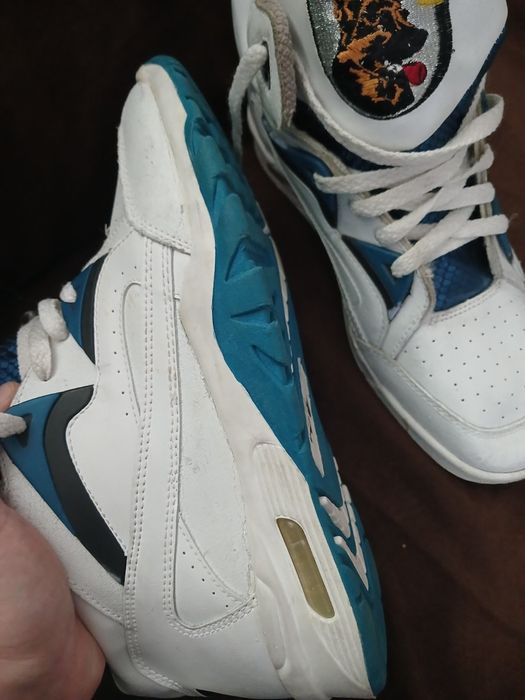 Кросівки шкіряні