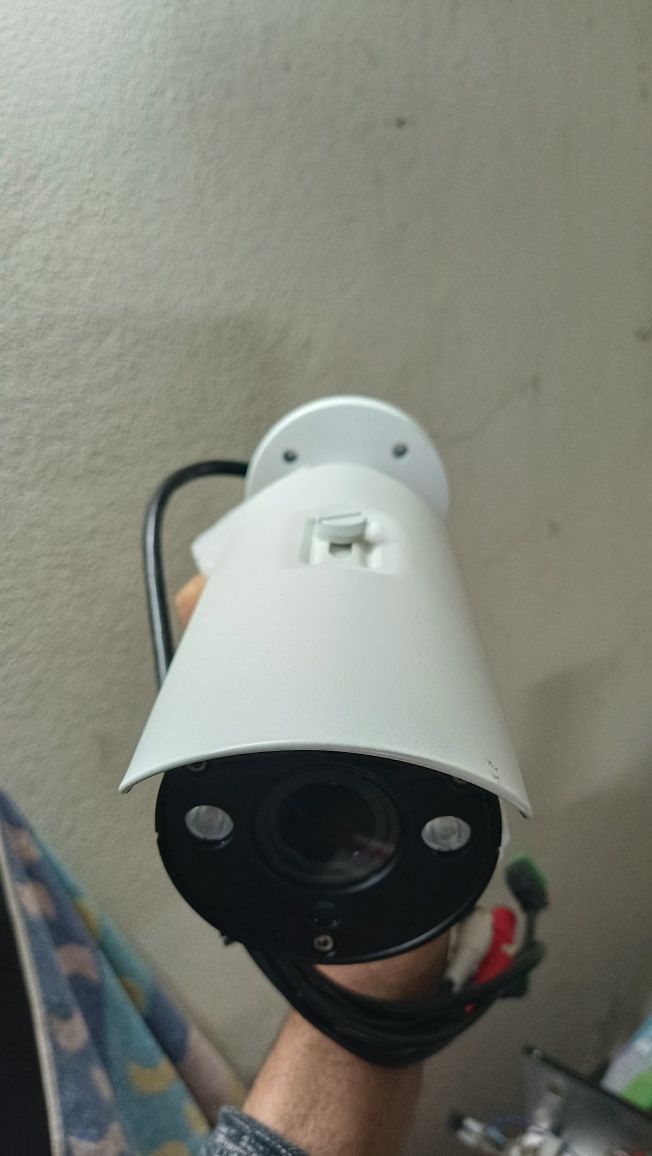 Zavio B6220 Exterior IP Bullet Camera, IP66 H.264