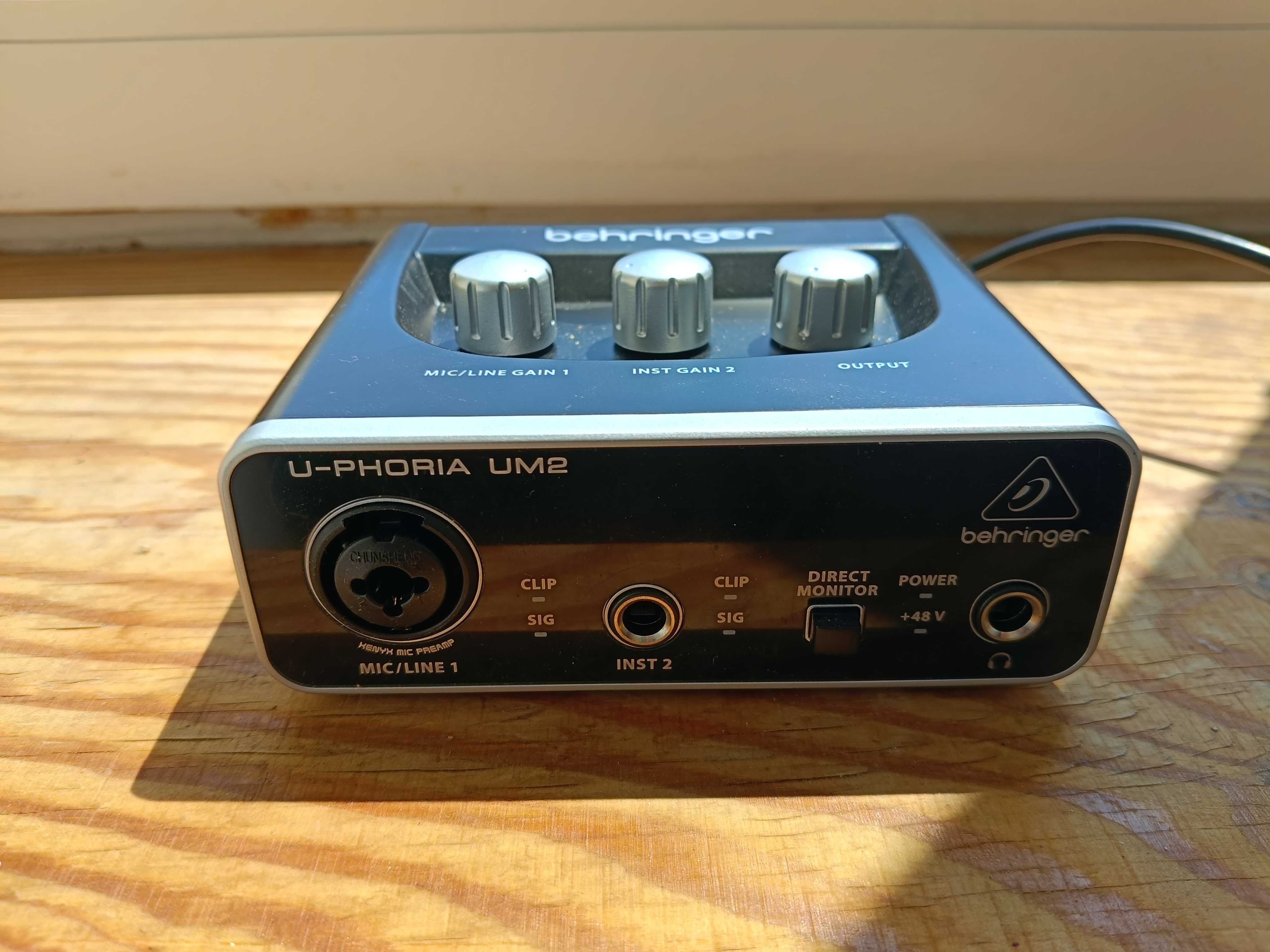 Behringer U Phoria UM2