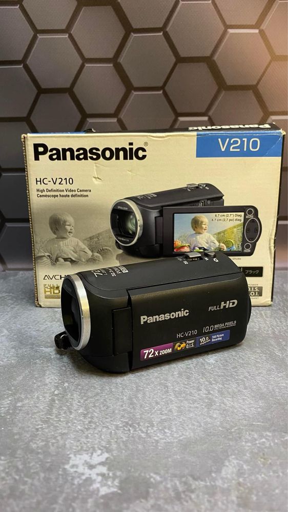 Відеокамера Panasonic HC-V210