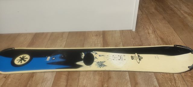 Deska snowboardowa O-SIN