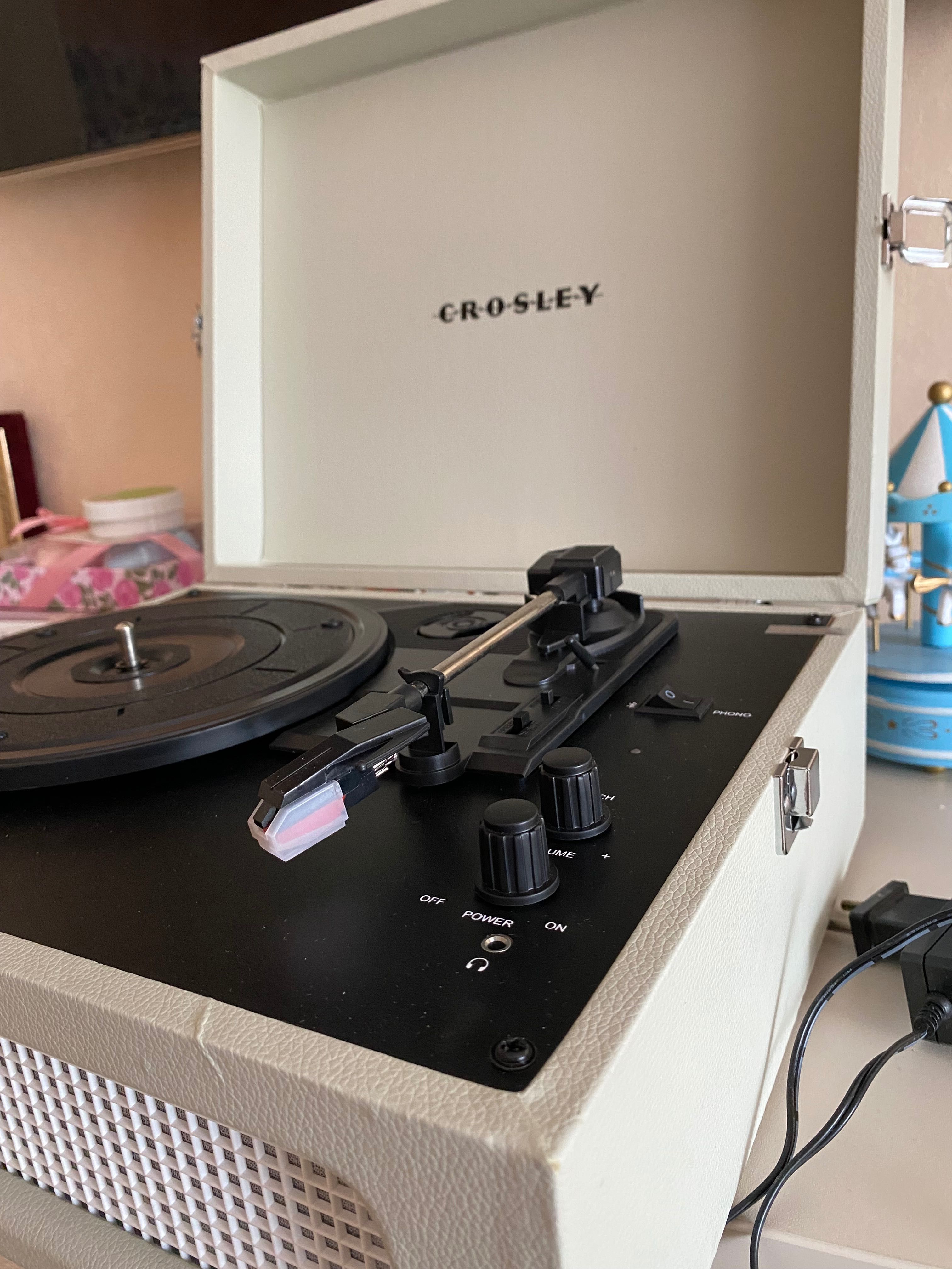програвач вінілу CROSLEY