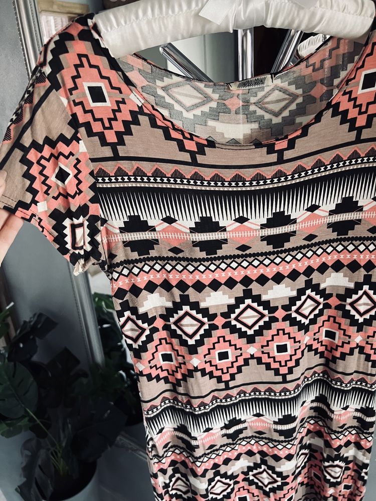 Sukienka midi Aztec wzór
