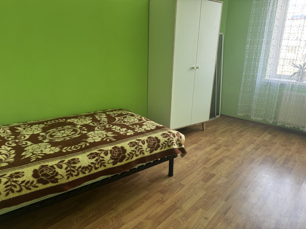 Оренда 3- кімнатної квартири на Поділлі по вул. Ющенка