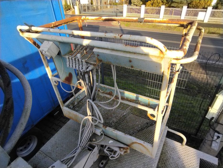 Podnośnik koszowy zwyżka Nifty 160 na Iveco Daily 2008r