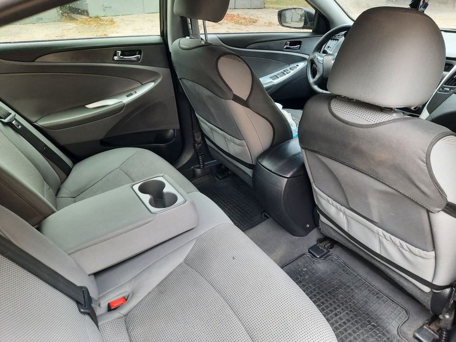 Продаж,Хюндай Соната,бензін,comfort.