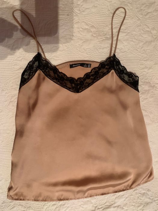 Top Bershka como novo