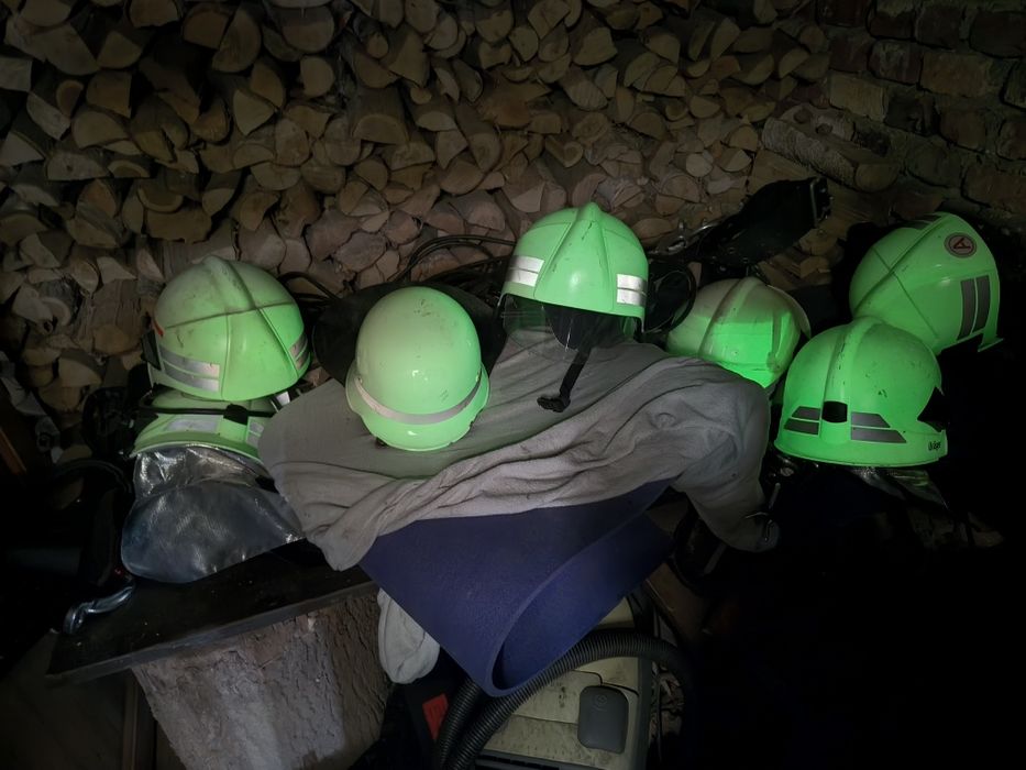 Hełmy strażackie, pasy