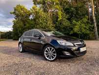 Opel Astra J 1.4t Cosmo B/G